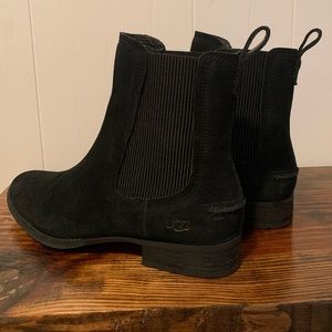 Ugg Hillhurst Chelsea boot